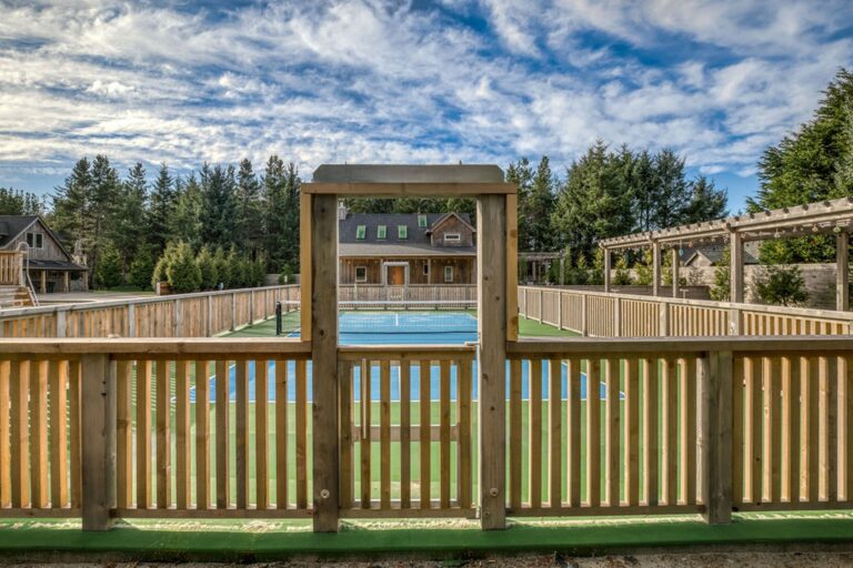 Pickle ball court