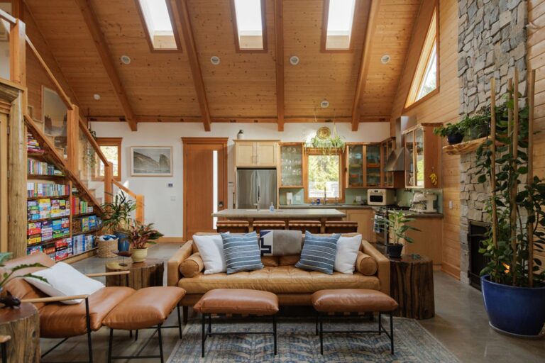 The great room has 7 skylights that provide lots of natural light even on overcast days
