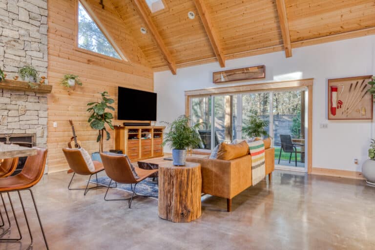 lewis-open-living-space-long-beach-wa.jpg
