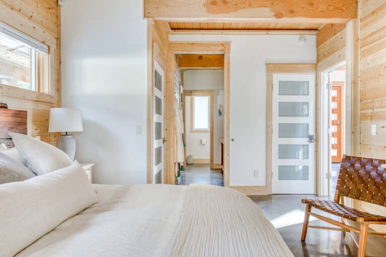 lewis-primary-bedroom-ensuite-access.jpg