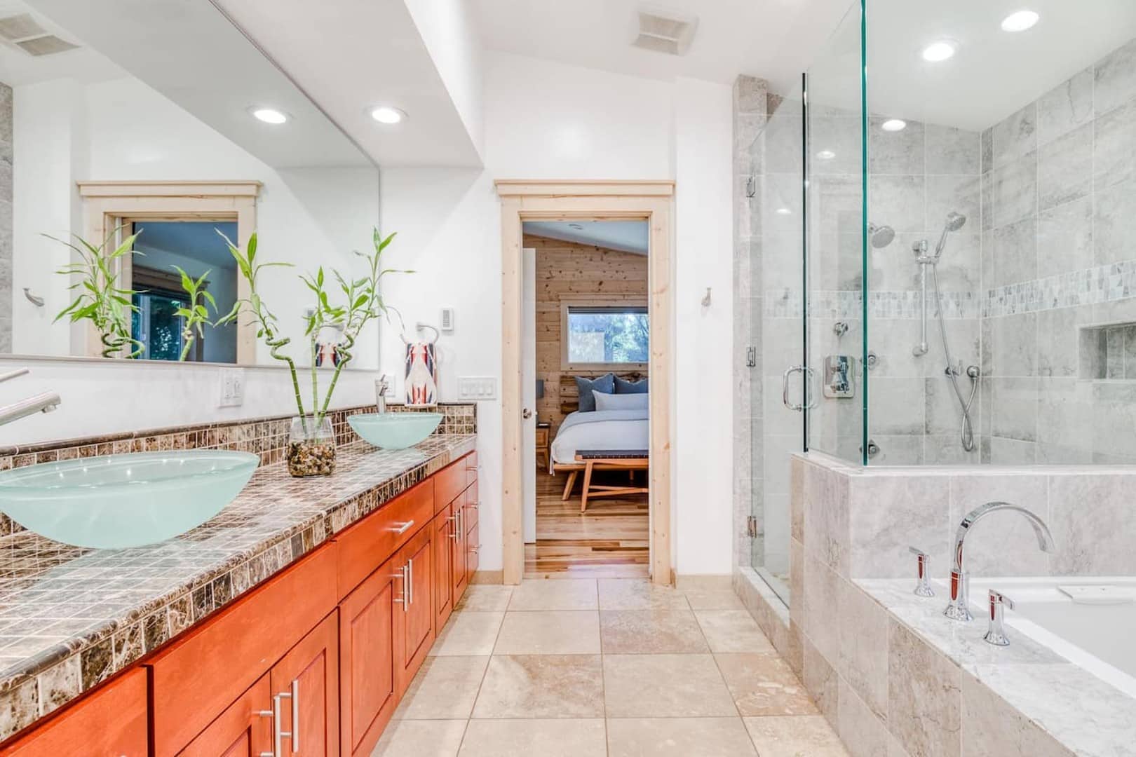 Beach Cabin - Multi head shower, jetted tub, and double vanity