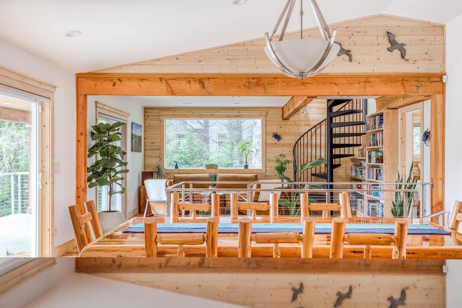 Beach Cabin - The dining room is next to the kitchen and directly across from the upstairs living room